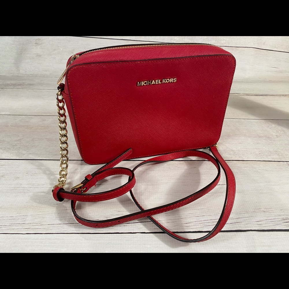 Michael Kors Jet Set East West Crossbody (Red)